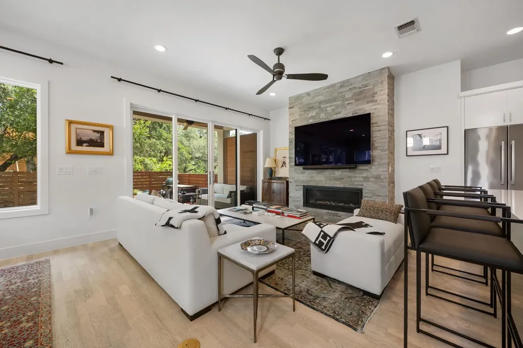 901 Bouldin Avenue Austin TX 78704