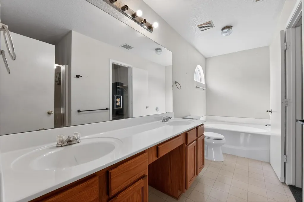 152 Eagle Drive Luling TX 78648