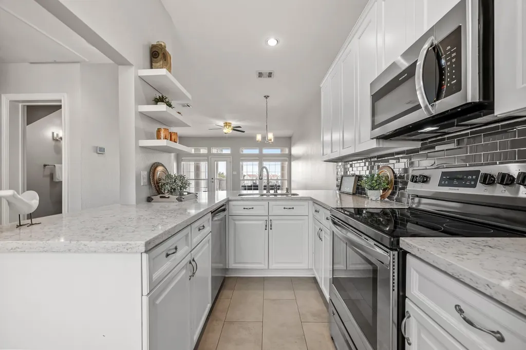 2918 Ranch Road 620 N Austin TX 78734