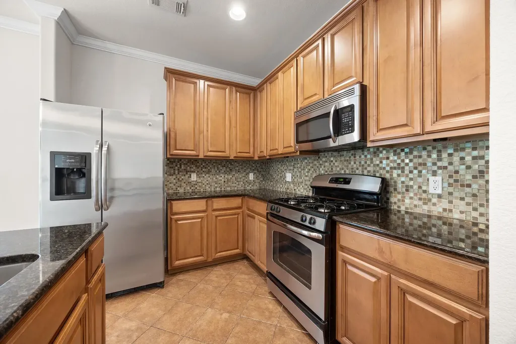 2013 Amur Drive Austin TX 78745