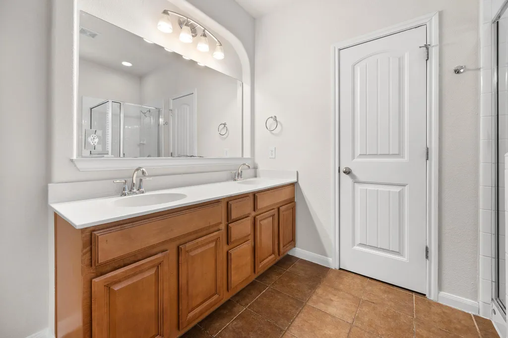 2013 Amur Drive Austin TX 78745