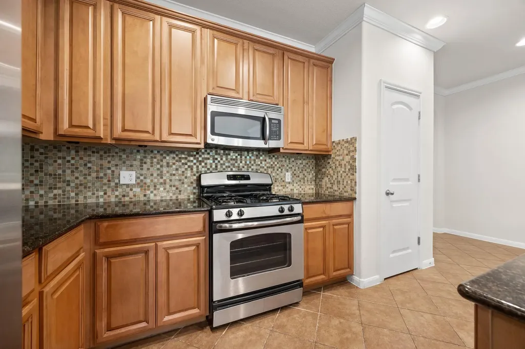 2013 Amur Drive Austin TX 78745