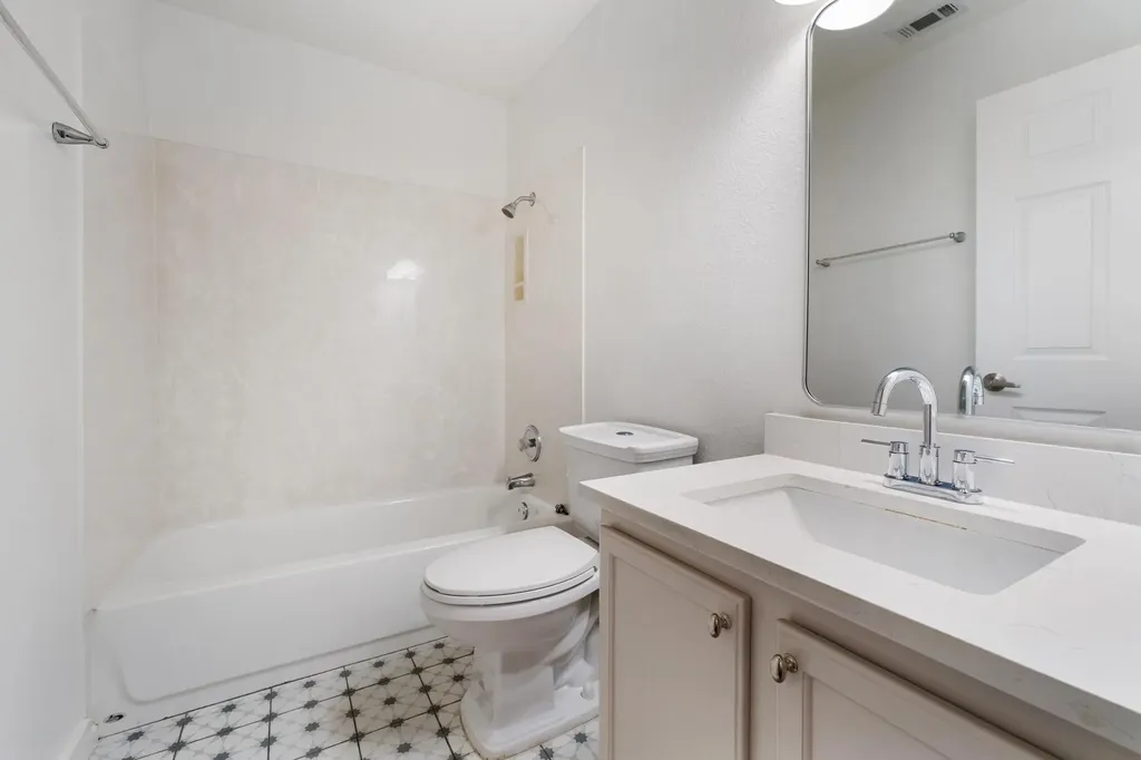 1428 Poppy Seed Lane Austin TX 78741