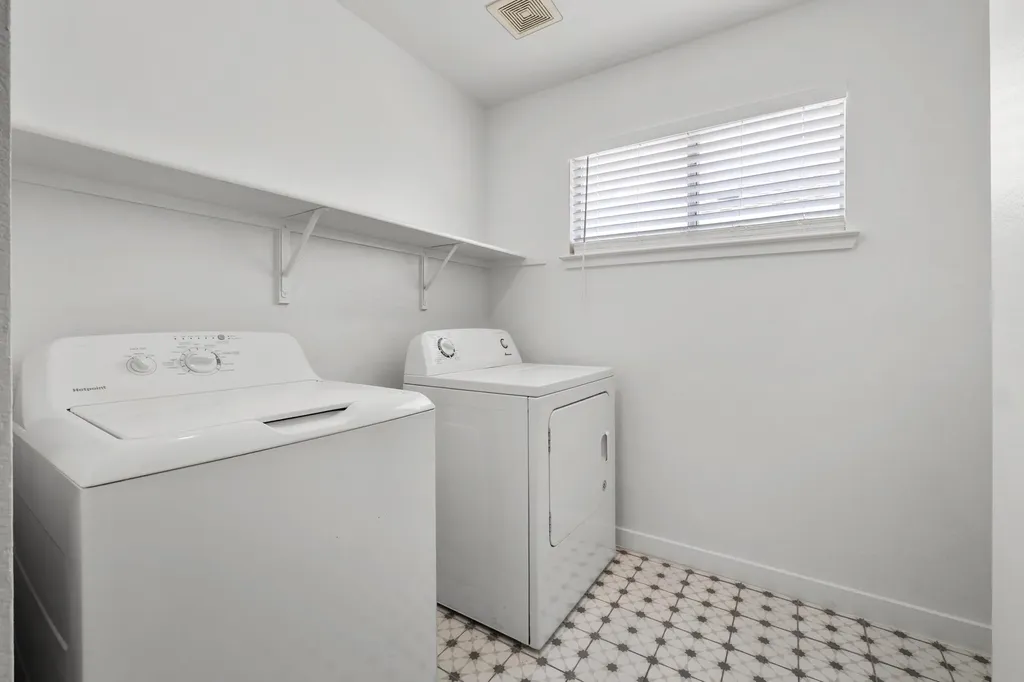 1428 Poppy Seed Lane Austin TX 78741