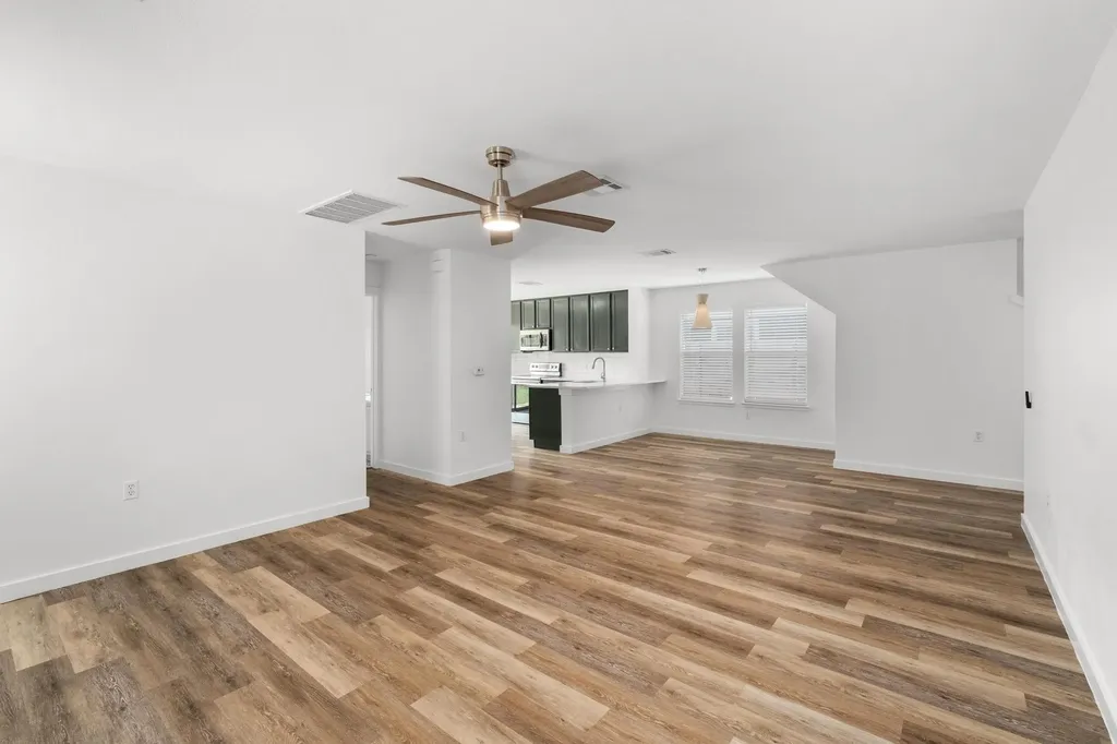 1428 Poppy Seed Lane Austin TX 78741