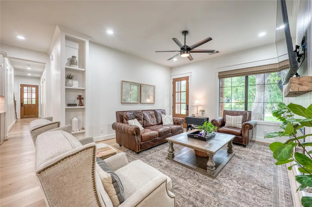 2001 Granite Cove Road Kingsland TX 78639