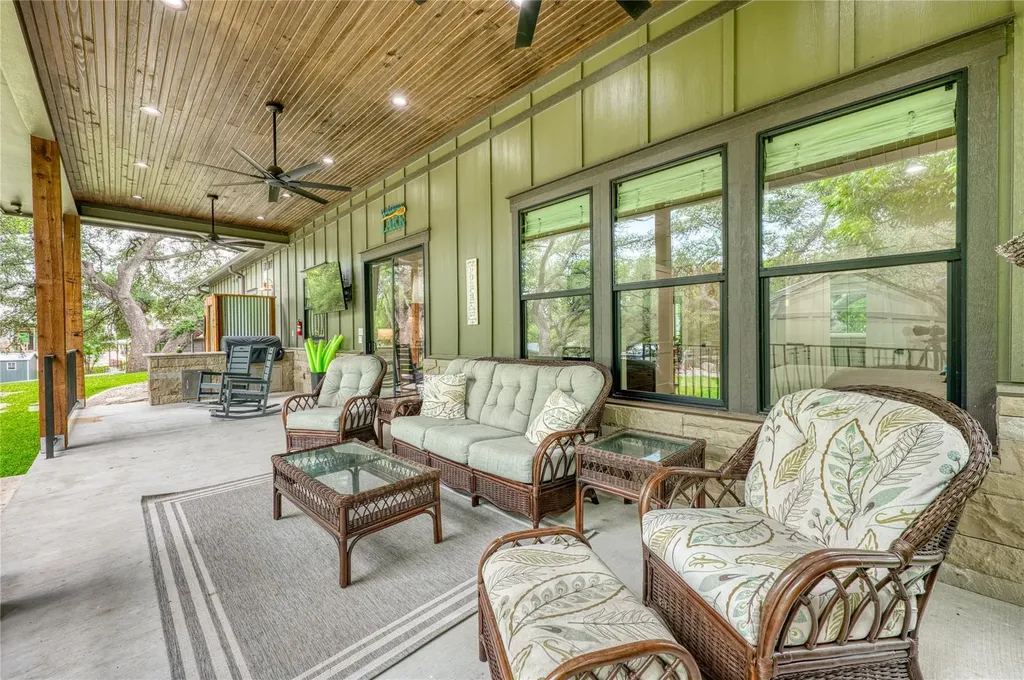 2001 Granite Cove Road Kingsland TX 78639
