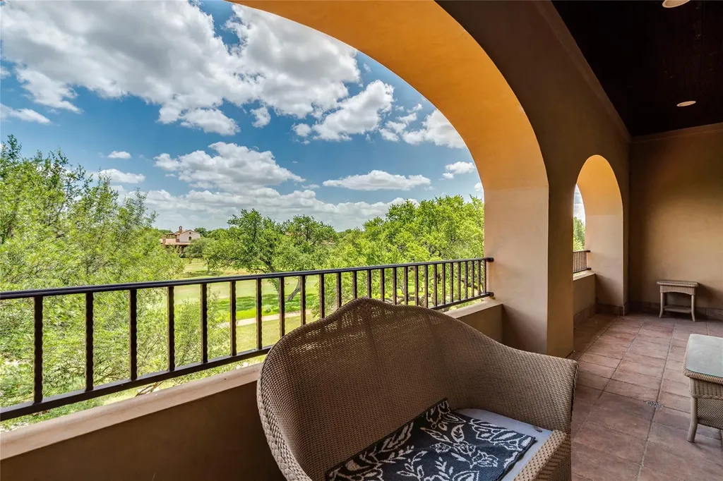 166 Encantada Horseshoe Bay TX 78657