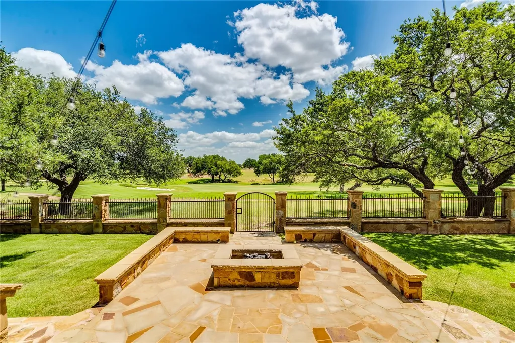 166 Encantada Horseshoe Bay TX 78657