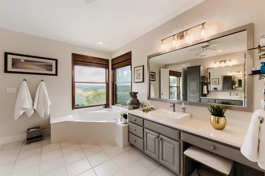 1441 Kemp Hills Drive Austin TX 78737