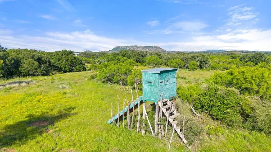 6304 County Road 110 Llano TX 78643