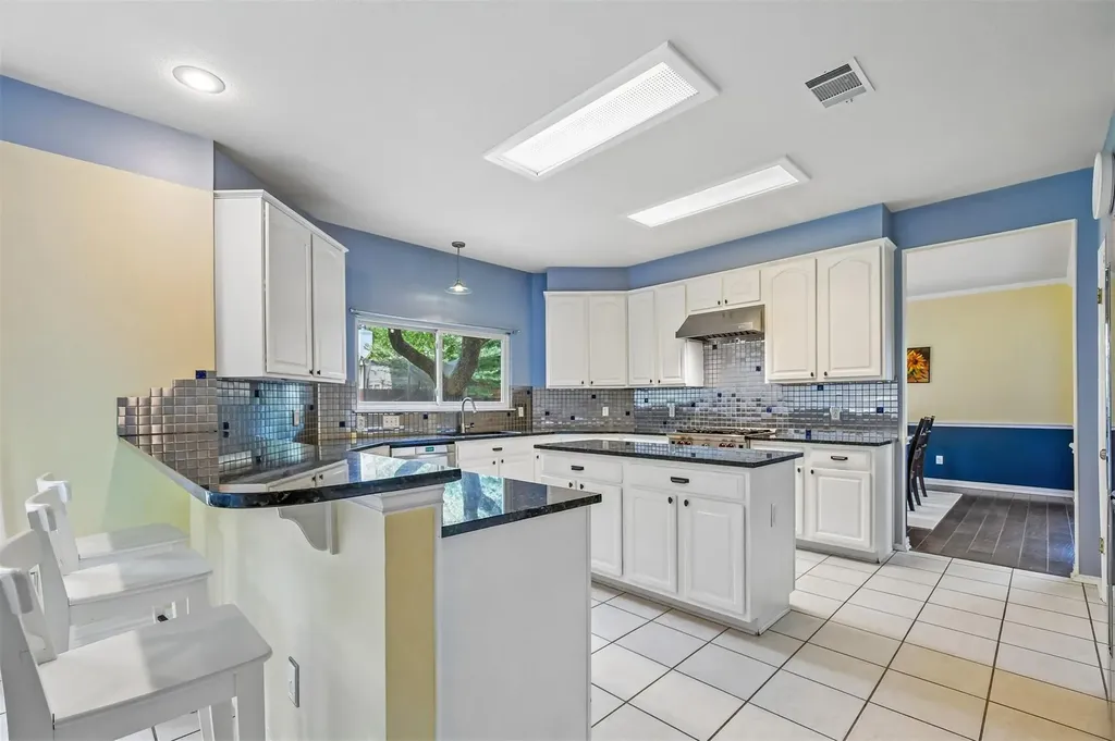 13353 Amasia Drive Austin TX 78729