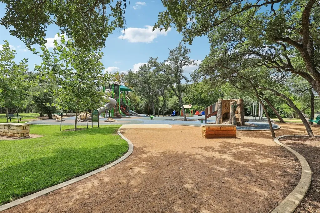13353 Amasia Drive Austin TX 78729