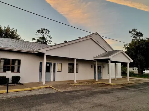 202 NE 2nd Street Smithville TX 78957