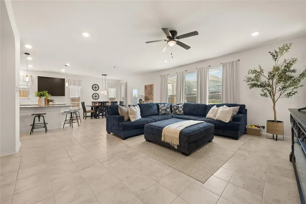 417 Los Cobos Lane Georgetown TX 78626