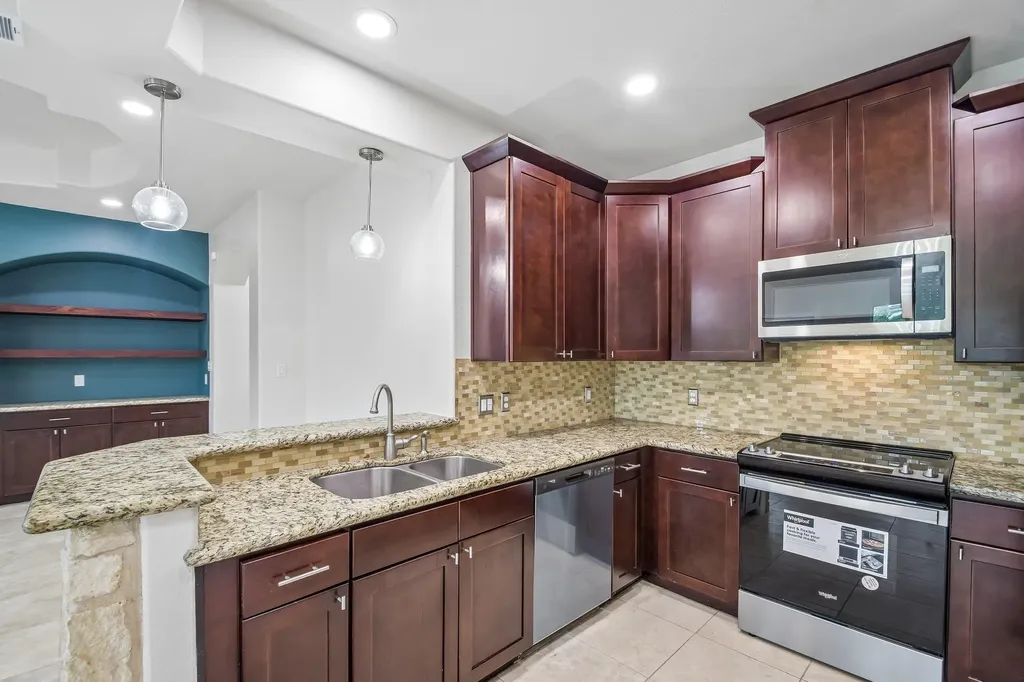 20800 Ridgeview Road Lago Vista TX 78645