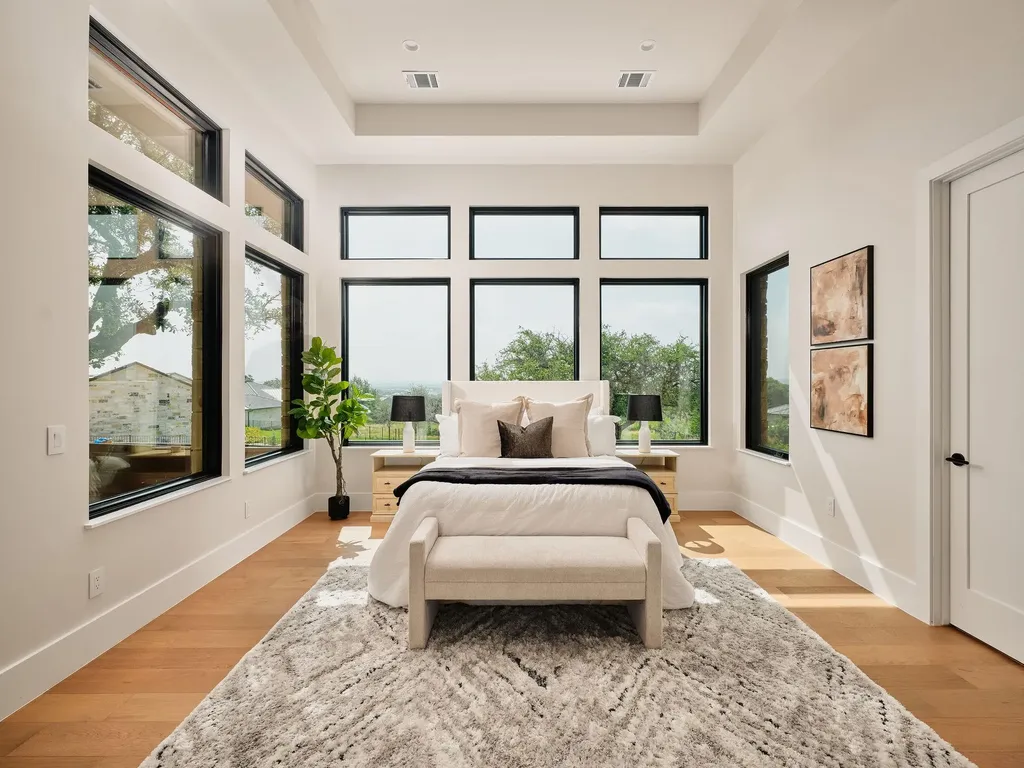 1300 Saddlebrook Canyon Court Spicewood TX 78669