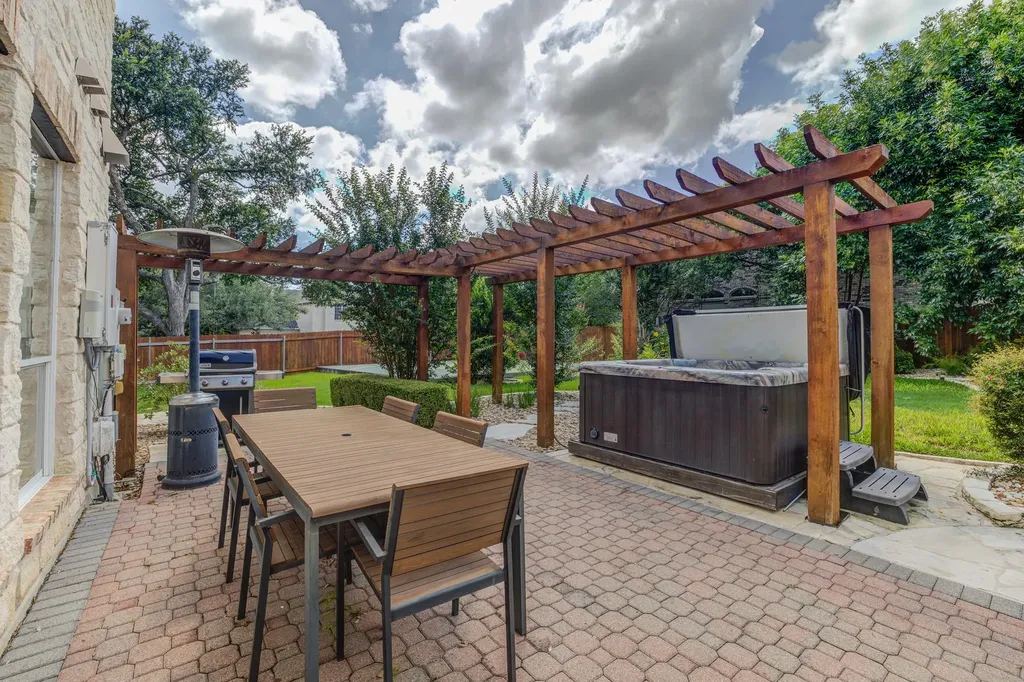 10200 Spicewood Parkway Austin TX 78750