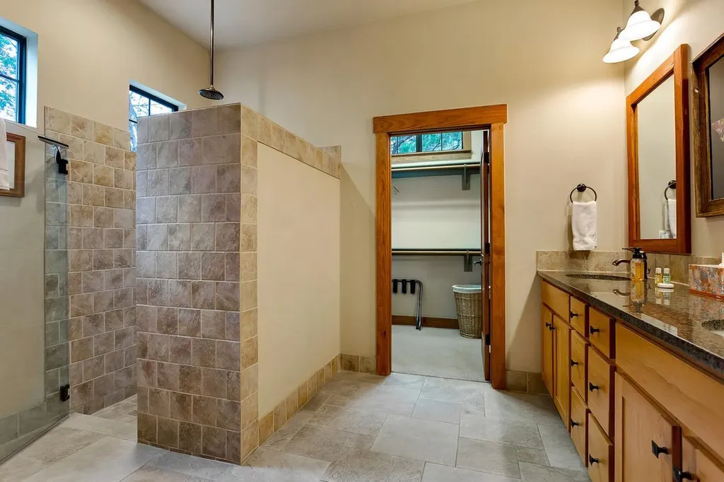 7412 Calming Court Jonestown TX 78645