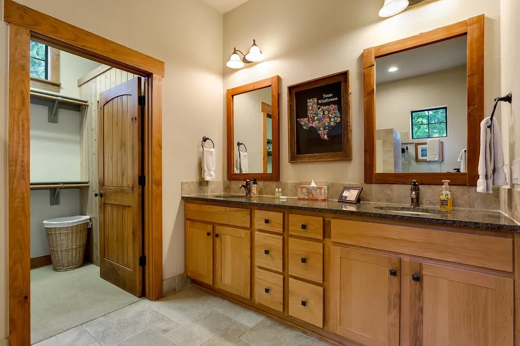 7412 Calming Court Jonestown TX 78645