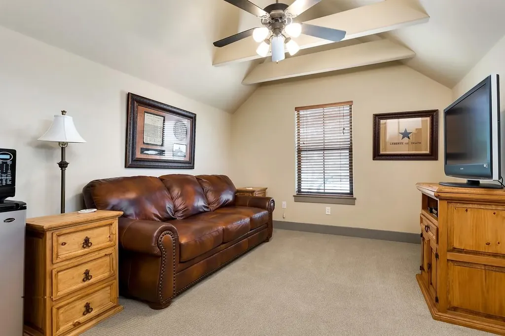 7412 Calming Court Jonestown TX 78645