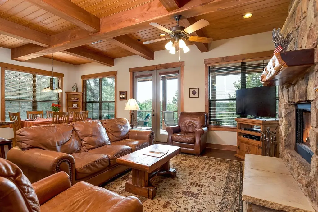7412 Calming Court Jonestown TX 78645