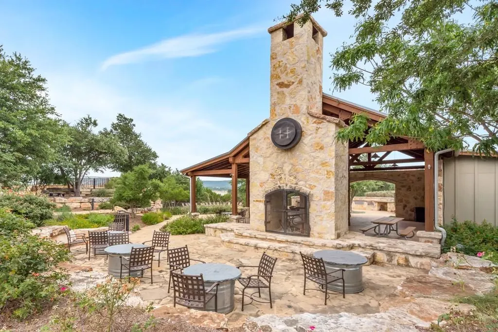7412 Calming Court Jonestown TX 78645
