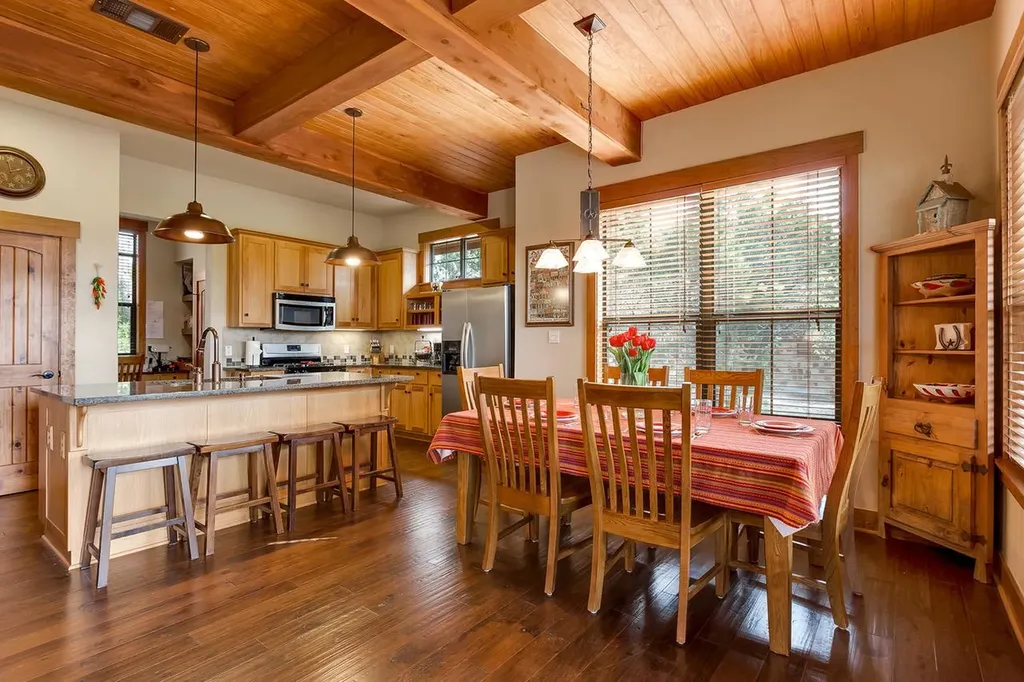 7412 Calming Court Jonestown TX 78645