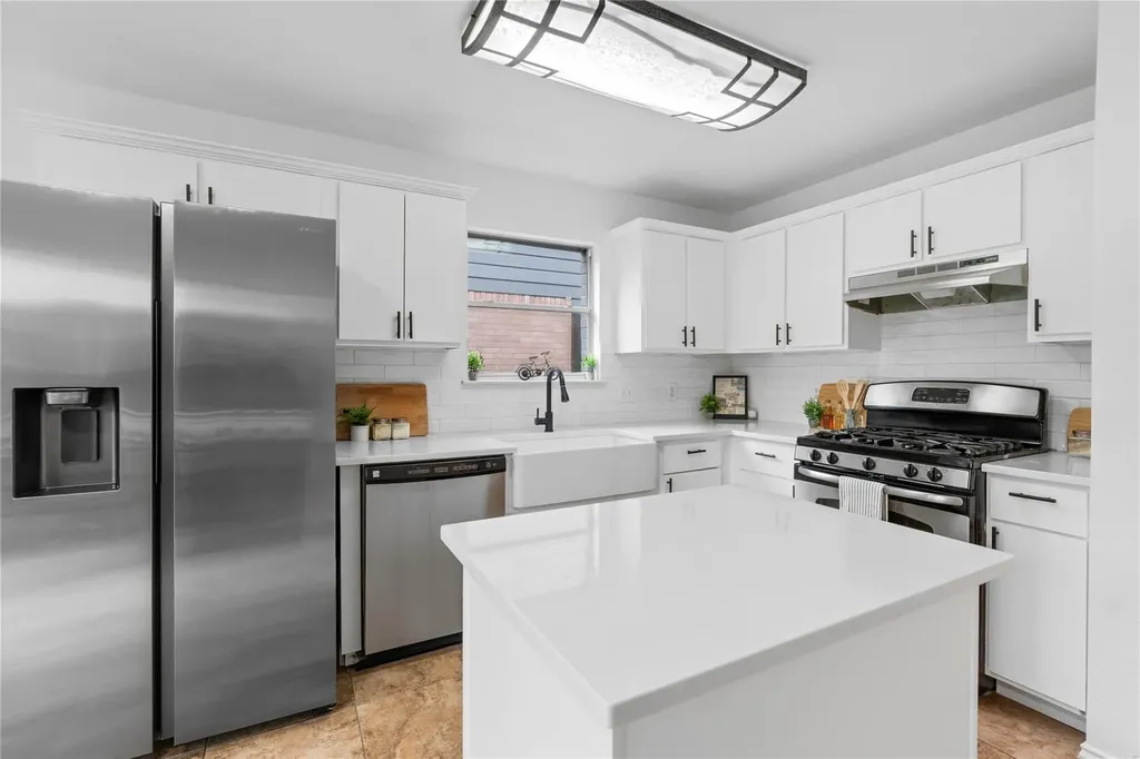1442 Sir Thopas Trail Austin TX 78748