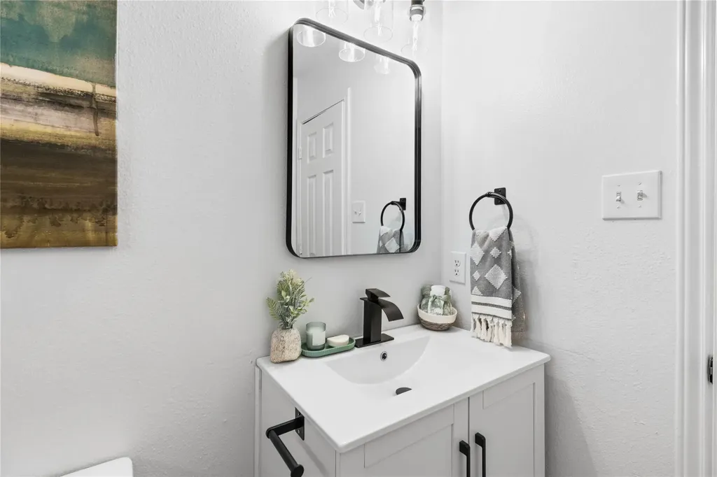 1442 Sir Thopas Trail Austin TX 78748