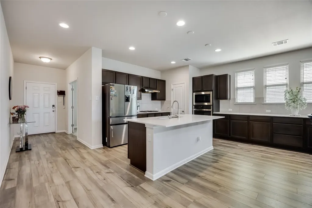 144 Falkland Street Hutto TX 78634