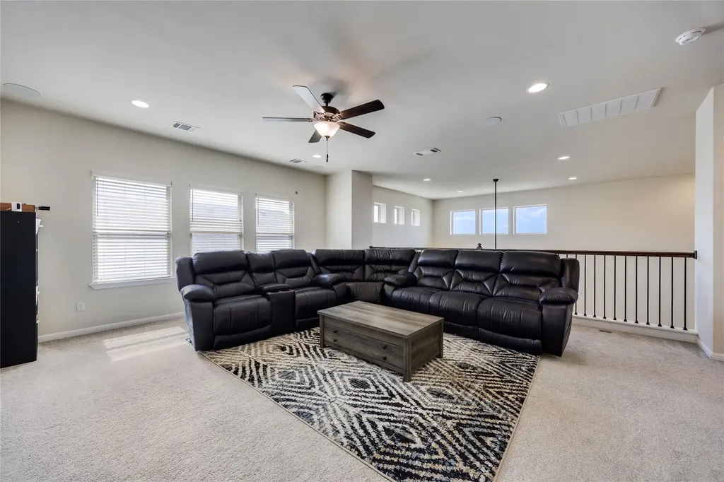 144 Falkland Street Hutto TX 78634