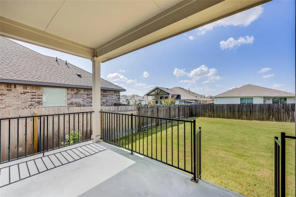 144 Falkland Street Hutto TX 78634