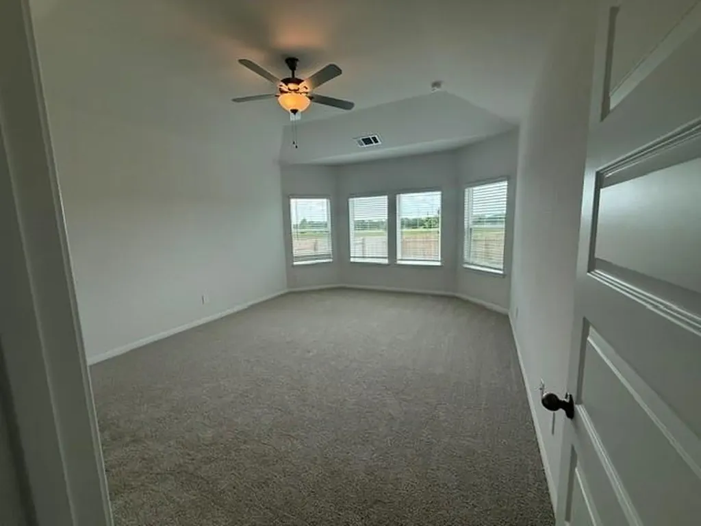 125 Skyview Farm Lane Liberty Hill TX 78642