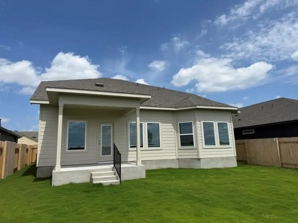 125 Skyview Farm Lane Liberty Hill TX 78642