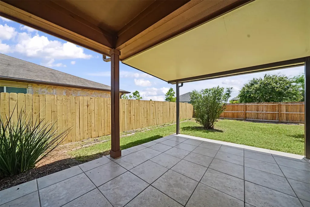 113 Wallops Kyle TX 78640