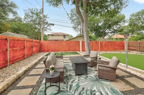 1709 Mohle Drive Austin TX 78703