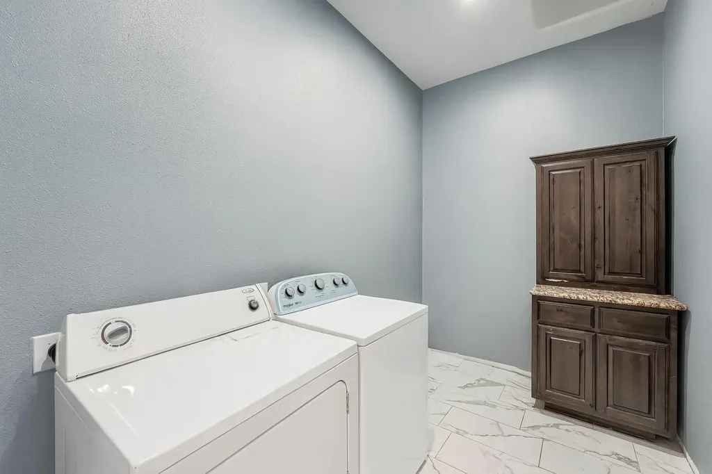 149 Arosa Drive Elgin TX 78621