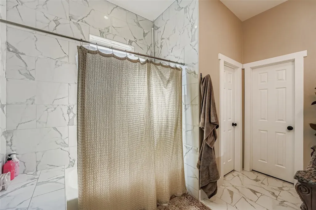 149 Arosa Drive Elgin TX 78621