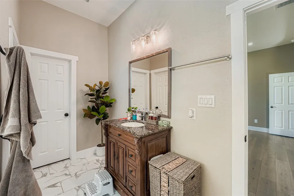 149 Arosa Drive Elgin TX 78621