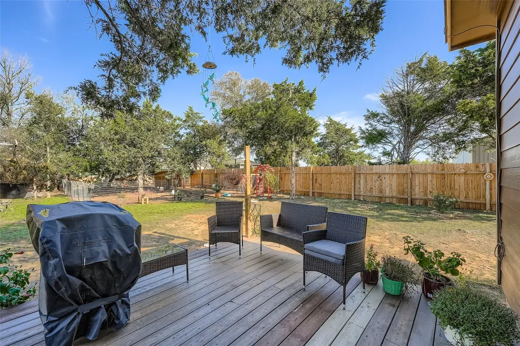 149 Arosa Drive Elgin TX 78621