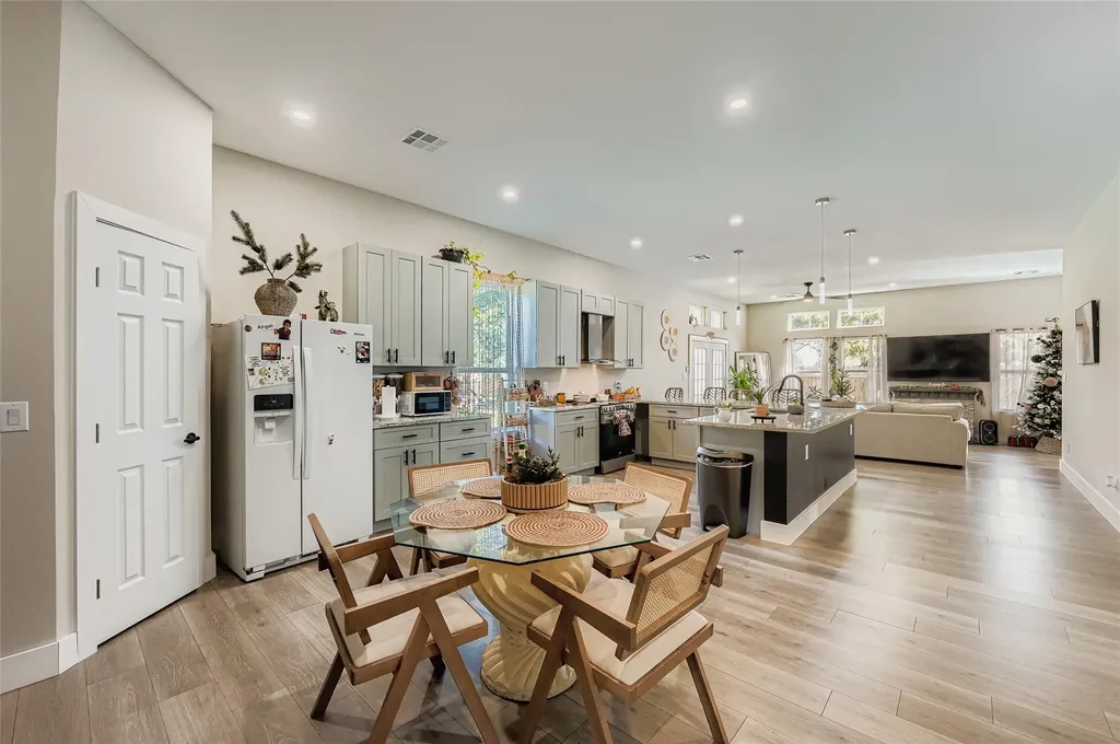 149 Arosa Drive Elgin TX 78621