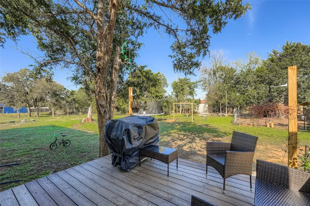 149 Arosa Drive Elgin TX 78621