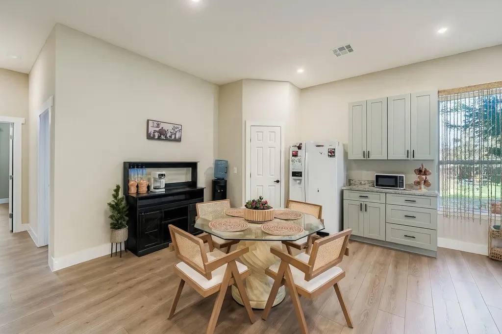 149 Arosa Drive Elgin TX 78621