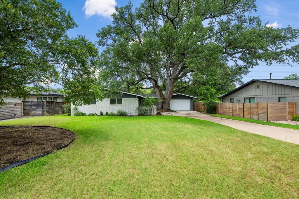 4602 Frontier Trail Austin TX 78745