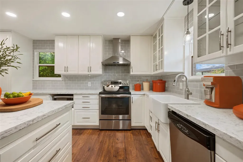 4602 Frontier Trail Austin TX 78745