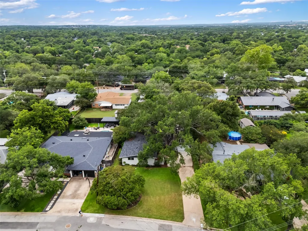 4602 Frontier Trail Austin TX 78745