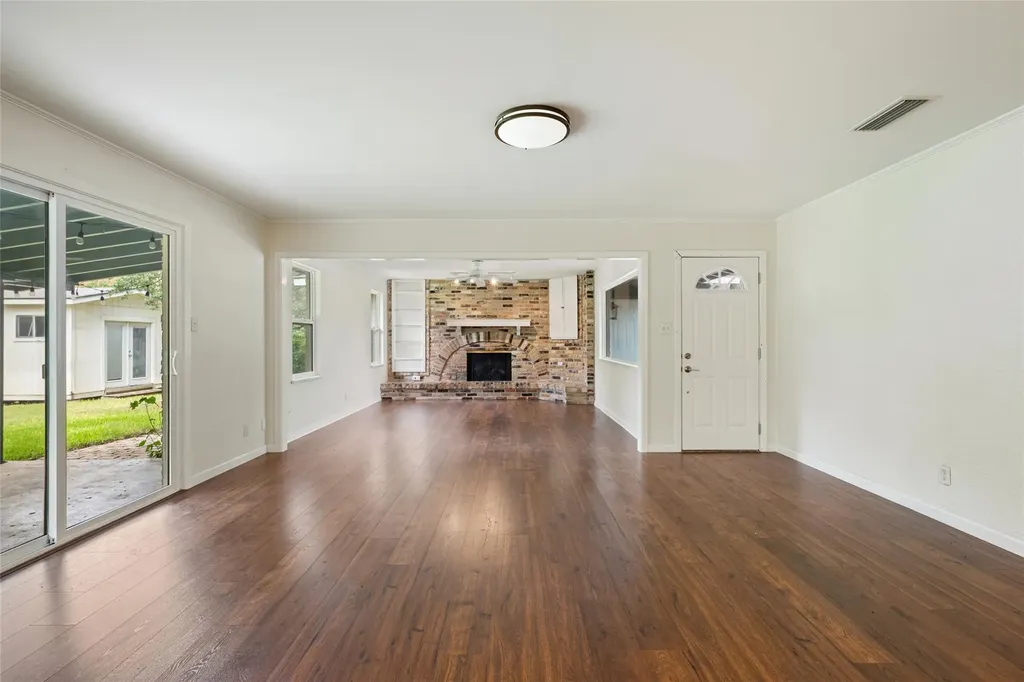 4602 Frontier Trail Austin TX 78745