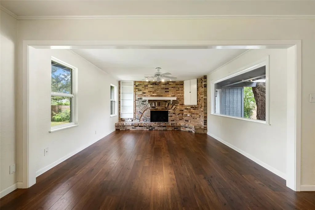 4602 Frontier Trail Austin TX 78745