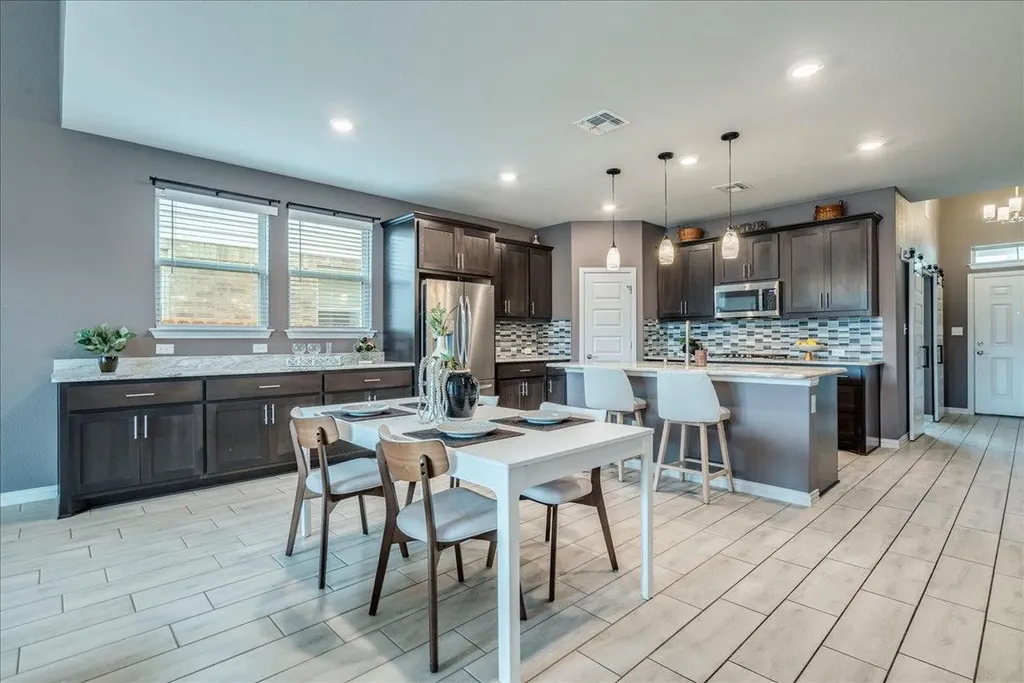 610 Stonewood Lane Buda TX 78610